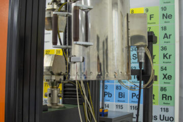 Incercarea la tractiune la temperatura ridicata (max=1200°C)